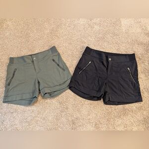 Athleta Trekkie Shorts Set of Two Size 8 Black & Olive Green Ripstop Hiking